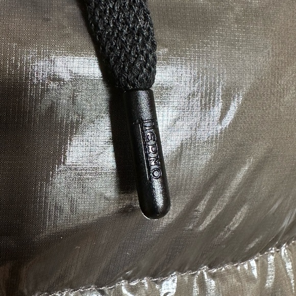 HERNO Glazed Ripstop Down Jacket - Picture 4 of 12